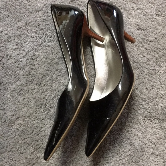 Guess Pointed Heel - Picture 3 of 3